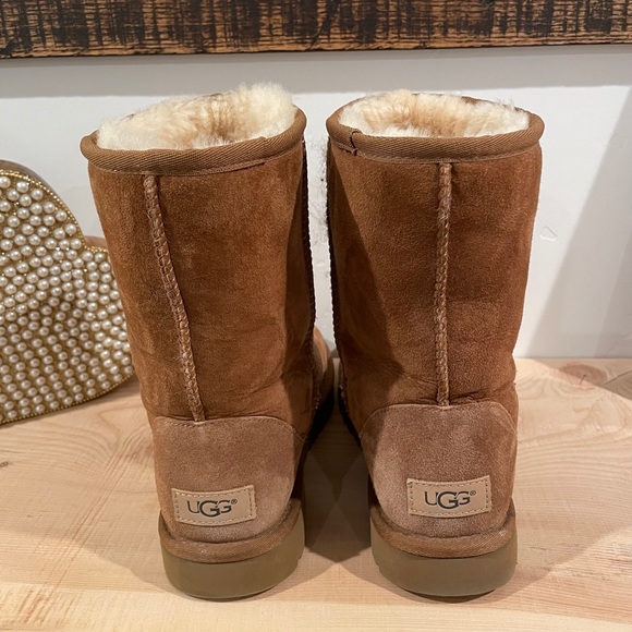 Sold - Picture 2 of 4